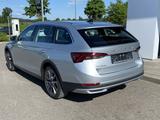 Skoda Octavia Combi Scout 1.5 TSI DSG 18"+NAVI-COLUMBU - Skoda Octavia Scout mit Benzin-Antrieb