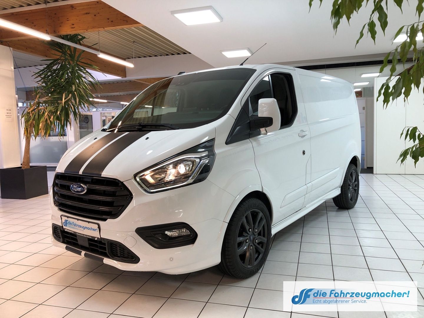 Fahrzeugabbildung Ford Transit Custom Kasten 290 L1 Sport 2.0 TDCI EU6d