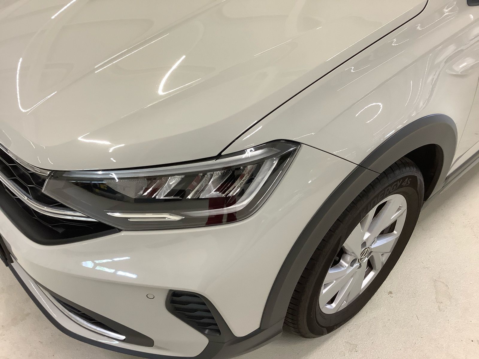 Taigo Life 1,0 TSI 81 kW  LED, Navi, ACC, SHZ