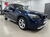 BMW X1 18 i sDrive*PDC*SHADOW*KLIMA*BIXENON*BT*SH* - gebrauchte BMW X1 aus dem Jahr 2011