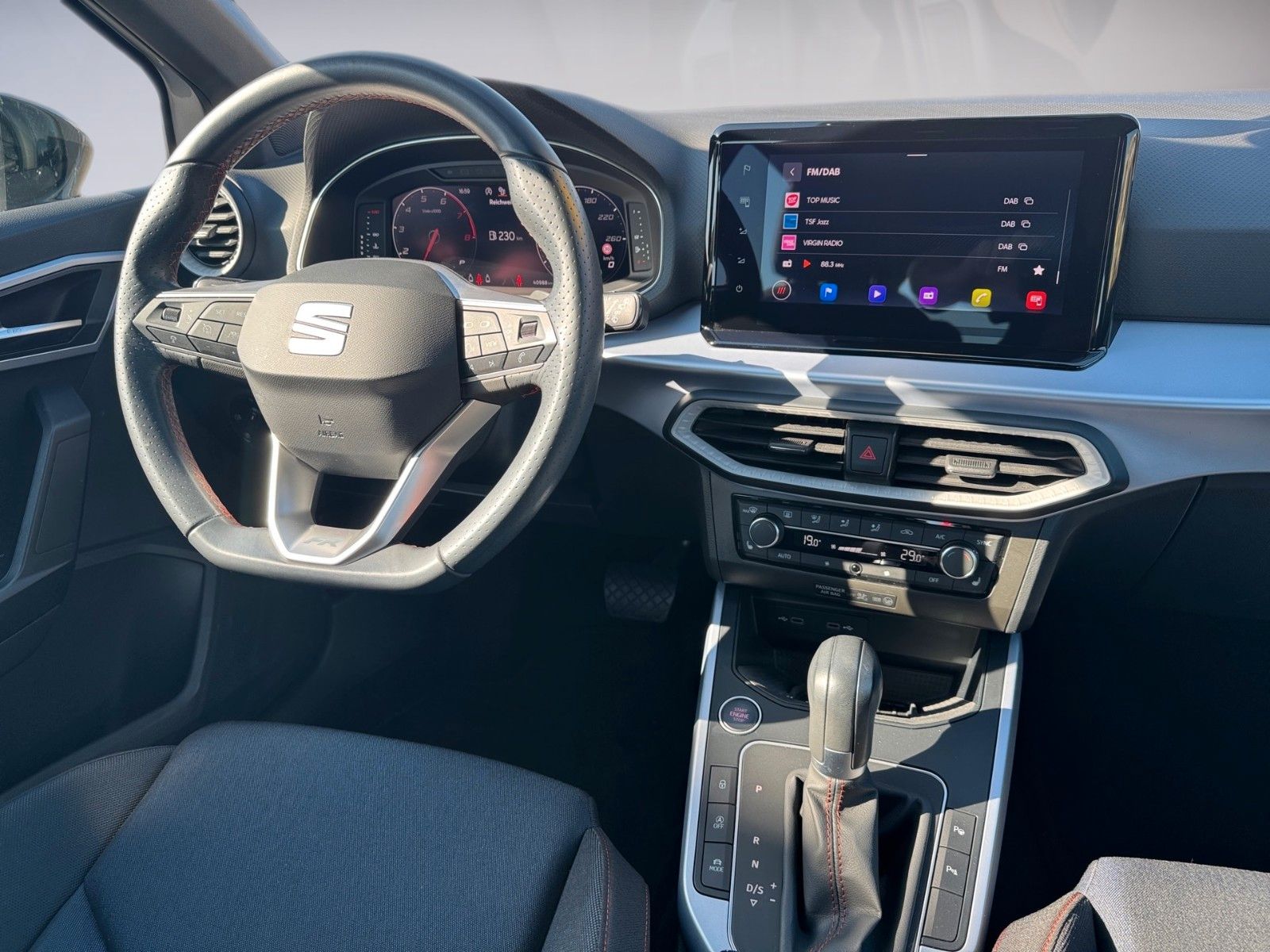 Fahrzeugabbildung SEAT Arona FR 1.5 TSI