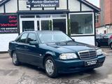 Mercedes-Benz C 180 CLASSIC Automatik Klima 1 Hand S-Heft - gebrauchte Mercedes-Benz C 180 aus dem Jahr 1998