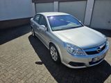 Opel Vectra 1.6 -Geragenfahrzeug, wenig Kilometer - Opel Vectra mit Benzin-Antrieb