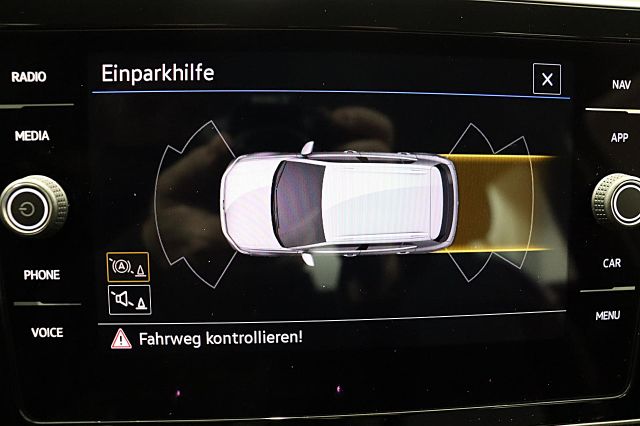 T-Cross Style 1.0 TSI DSG ACC NAVI TravelAssist 