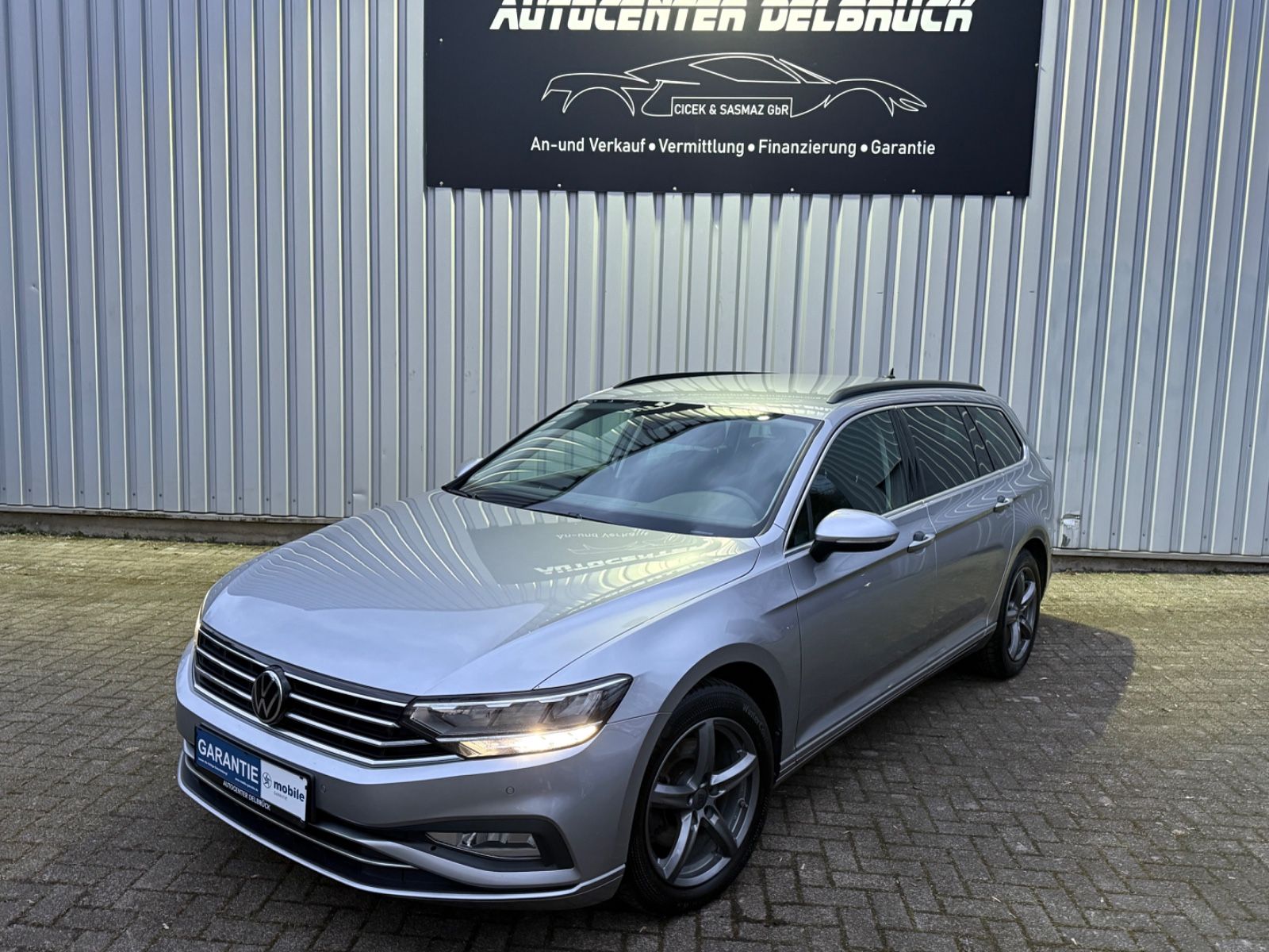 VW Passat Variant Business AHK Service+ Tüv neu
