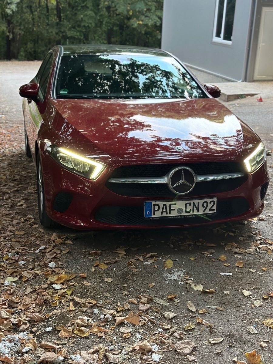 MERCEDES-BENZ A 200 d 4MATIC DCT -