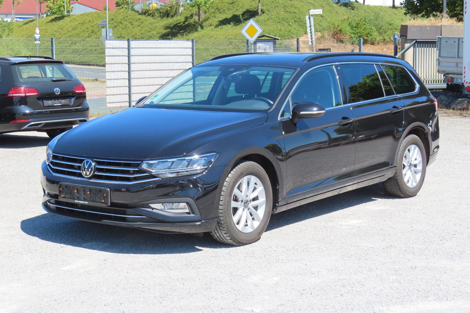 Volkswagen 2,0 TDi DSG Navi LED iQDrive CarPlay ACC Kamera