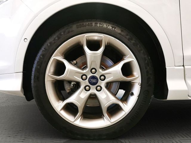 Ford Kuga Individual Navi Kamera SHZ AHK