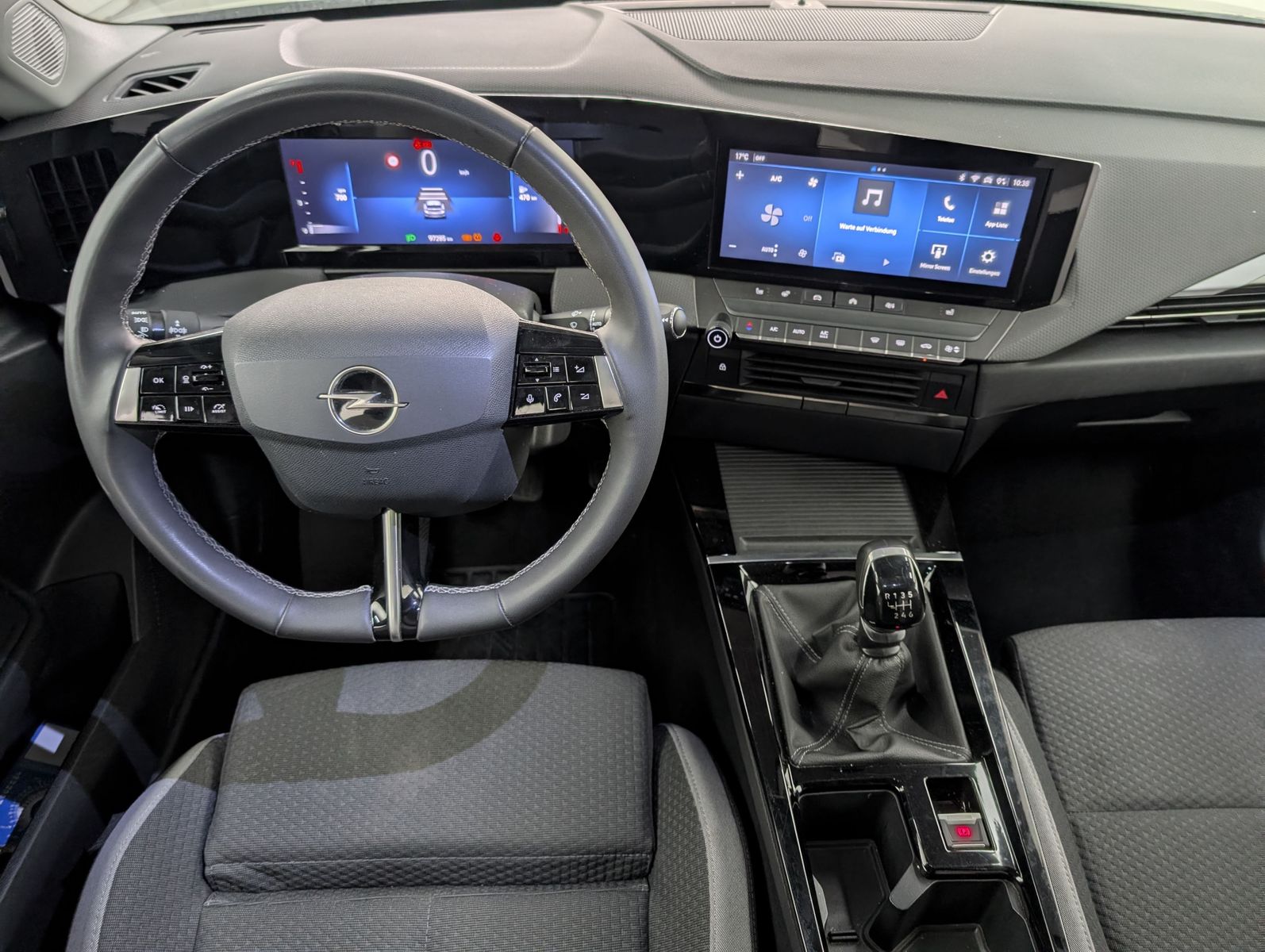 OPEL Astra ST 1.2 Turbo Business Edition – Bild 14