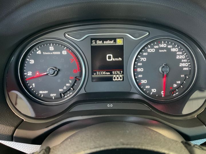 Fahrzeugabbildung Audi Q2 30 TFSI advanced *Cam*PDC*LED*Sitzhzg*ACC*