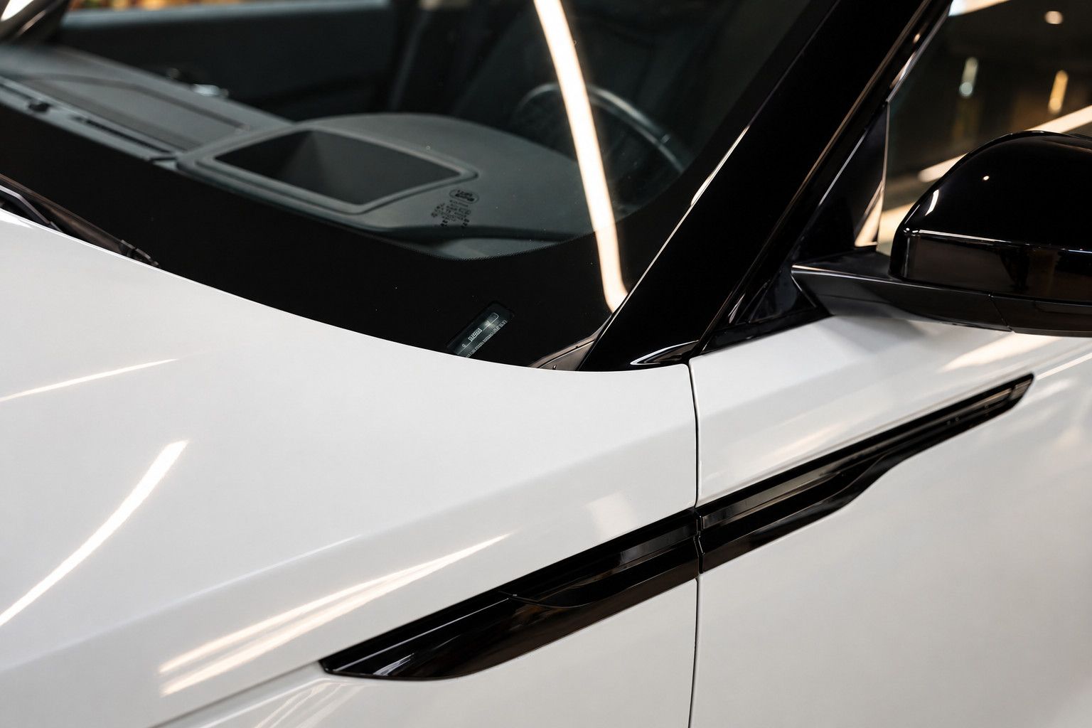 Fahrzeugabbildung Land Rover Range Rover Velar Kamera*Head-UP*Matrix*CarPlay