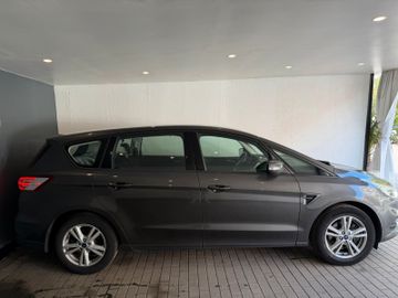 Ford S-Max - 8