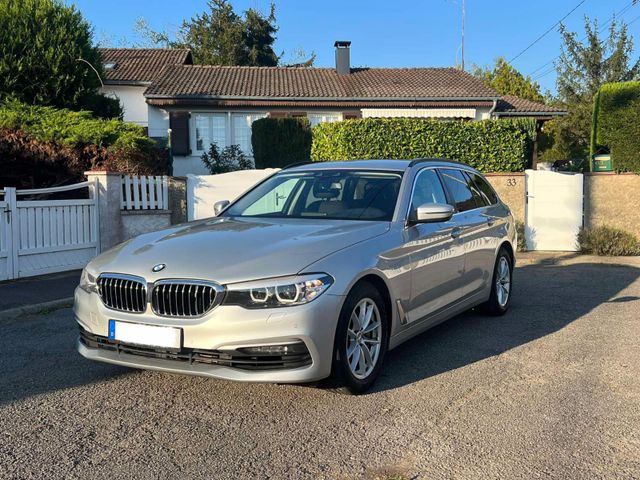 BMW 530d xDrive Touring A -