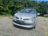 Renault Clio lll 1.6 **TÜV**Automatik**Pan... - Renault Clio mit Benzin-Antrieb: Kleinwagen, Automatik, 1.6
