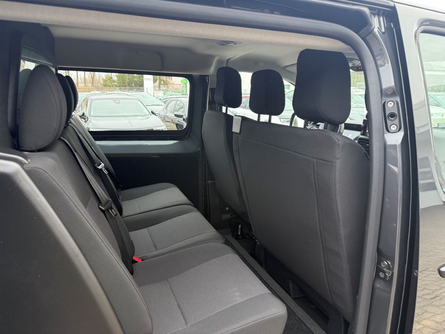 Fahrzeugabbildung Opel Vivaro L3 Doppelkabine XL D 180 Automatik