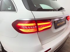 MERCEDES-BENZ E 200 d / 11.756€ NETTO/ 2.HAND/ LED /WIDE MERCEDES-BENZ E 200 d / 11.756€ NETTO/ 2.HAND/ LED /WIDE