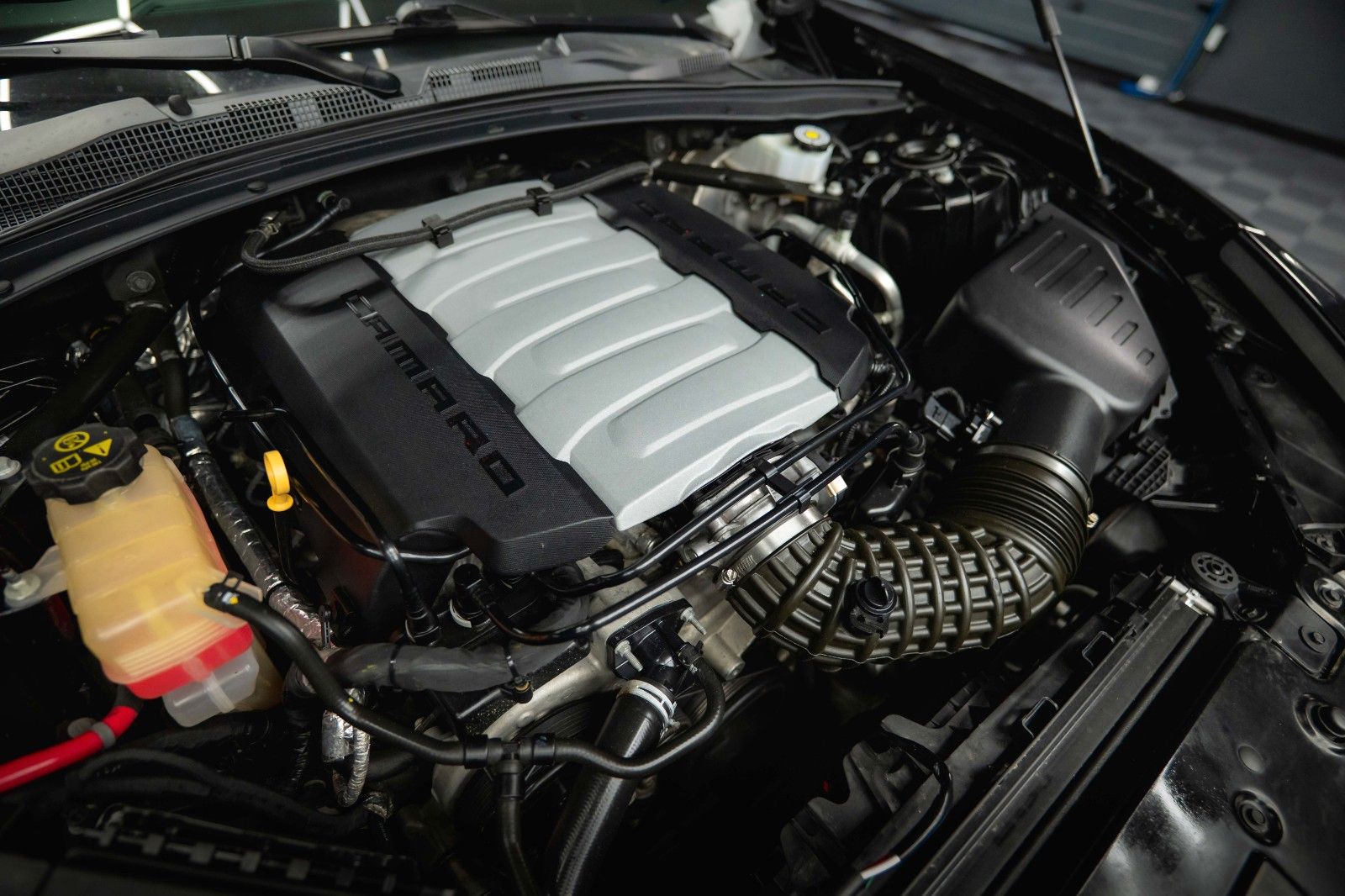 Fahrzeugabbildung Chevrolet Camaro 6.2 SS Coupe LT1 Performance *CarPlay*LED