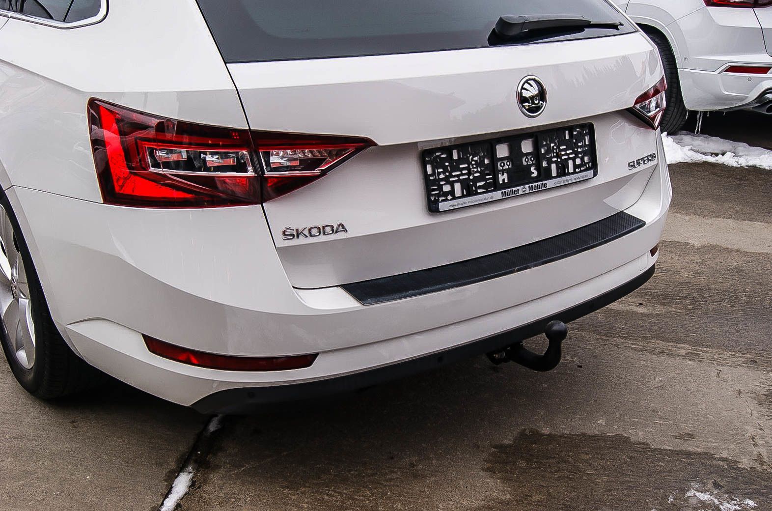 Fahrzeugabbildung SKODA Superb Combi 20TDI Style DSG NAVI AMUNDSEN XENON