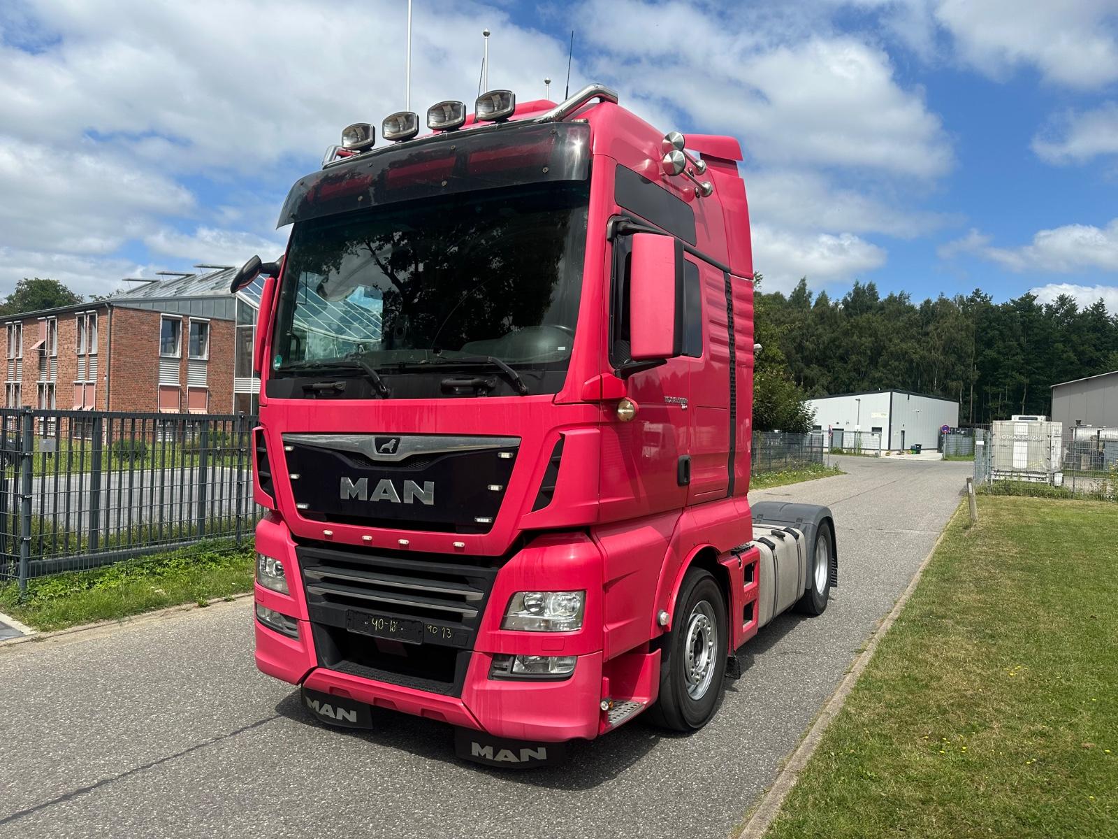 MAN TGX 18.500 XXL Retarder 2xTank ACC Abstand Leder