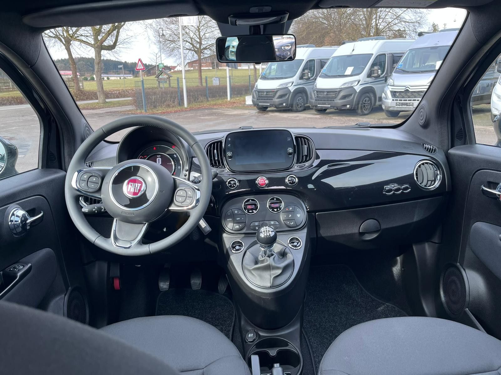 Fahrzeugabbildung Fiat 500 Dolcevita