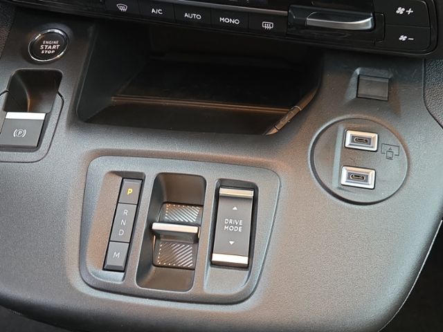 Fahrzeugabbildung Fiat Doblò Kombi L2 XL Länge 2 Rollstuhlrampe