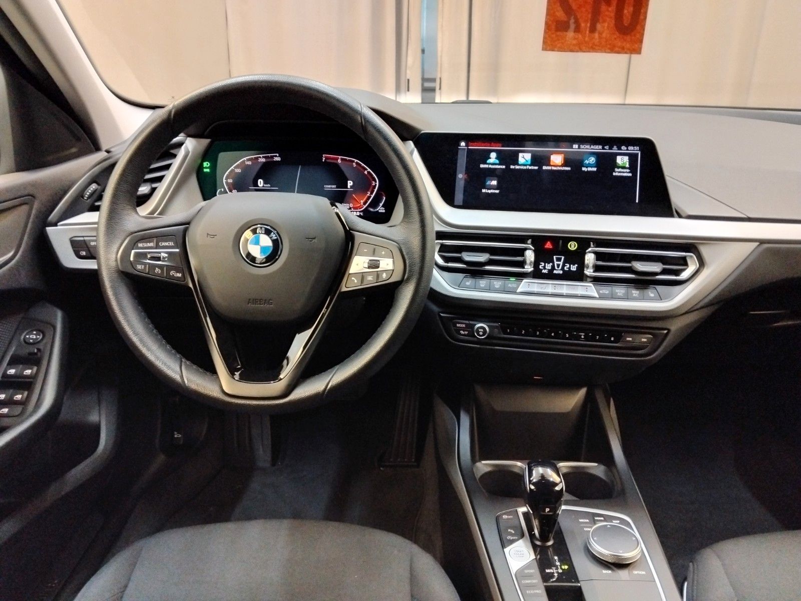 BMW 118 (07/2022, Benzin)
