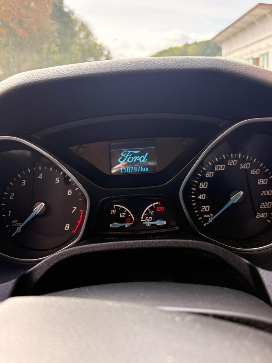 Ford Focus 2014 — photo 6