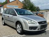 Ford Focus Turnier Ghia - Ford Focus Ghia mit Diesel-Antrieb