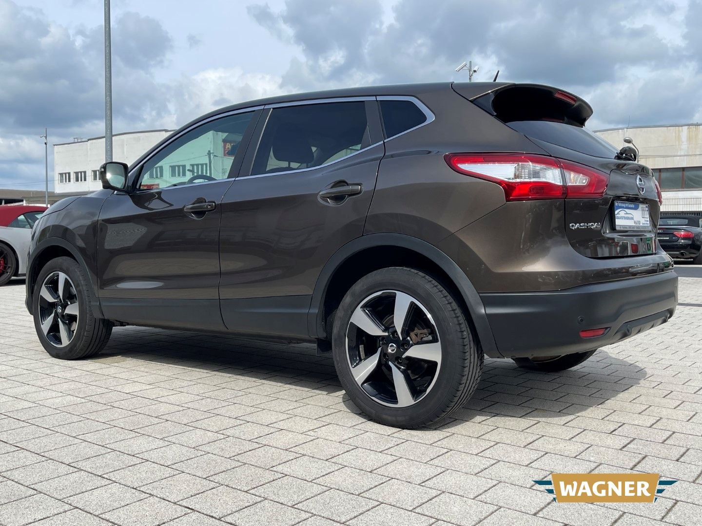 Fahrzeugabbildung Nissan Qashqai N-Connecta 1.2 DIG-T Navi Sitzheizung