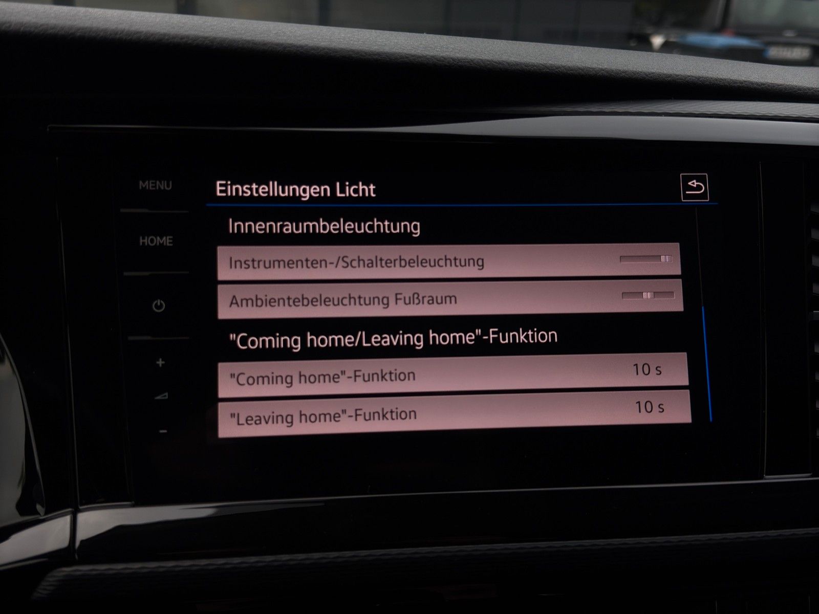 Fahrzeugabbildung Volkswagen T6.1 Multivan Gen.6 *AHK*Dig.Cok*ACC*Carplay*LED