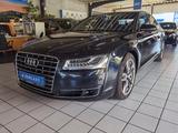 Audi A8 4.2 TDI/QUATTRO/LUFTFEDERUNG/LED MATRIX/BOSE/ - Audi A8 in Leverkusen