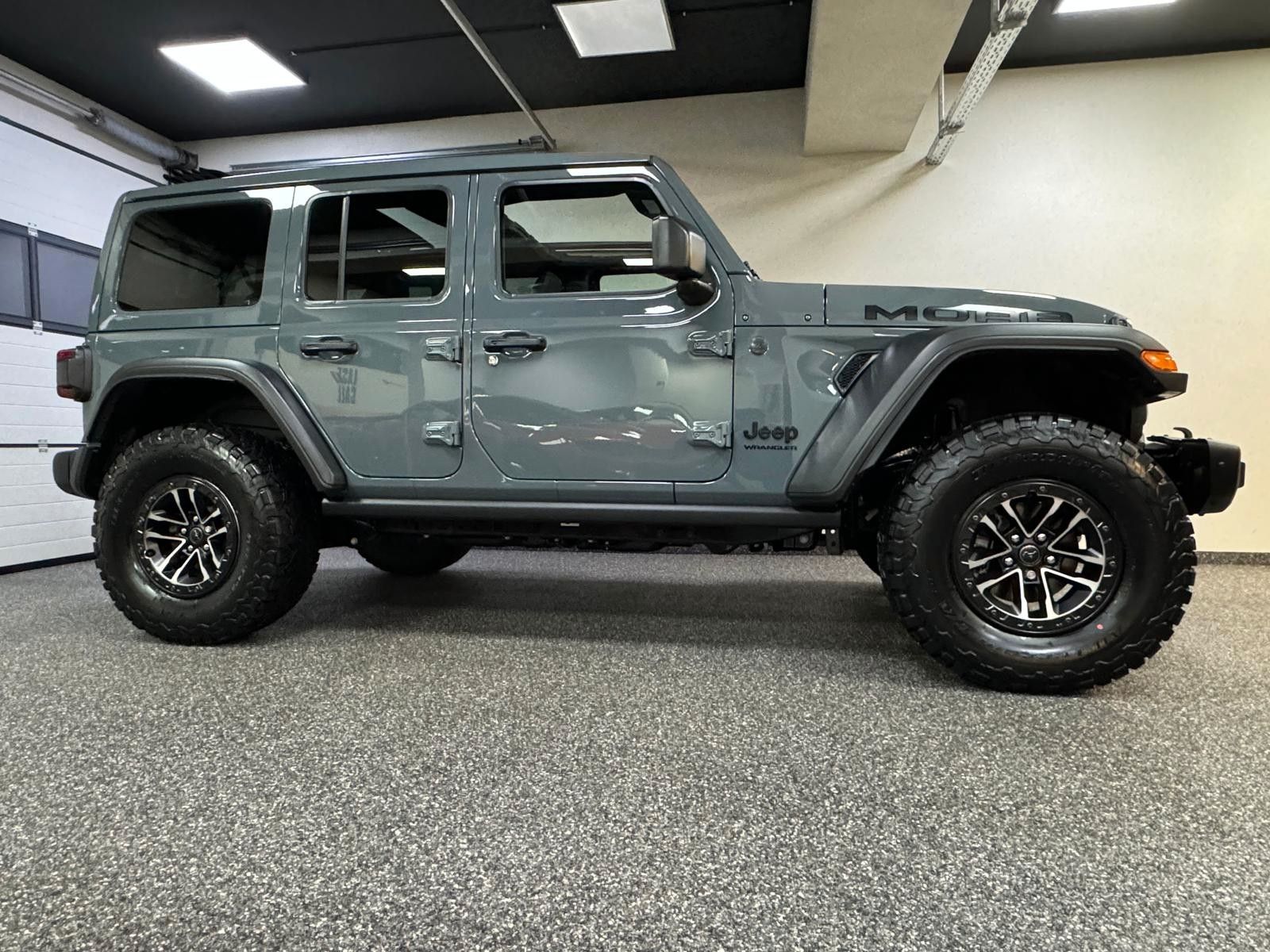 Fahrzeugabbildung Jeep MOAB 392-6.4L HEMI V8-WINDE-SKY ONE-35"