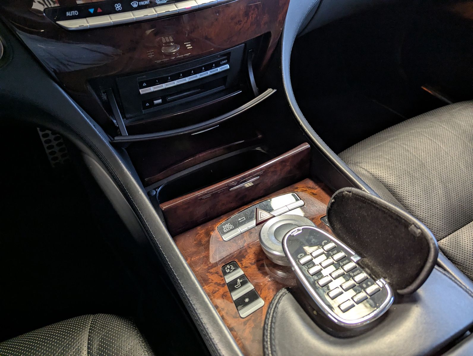MERCEDES-BENZ CL 500 AMG Ambiente Massage StHz Keyless Cam - Image 23