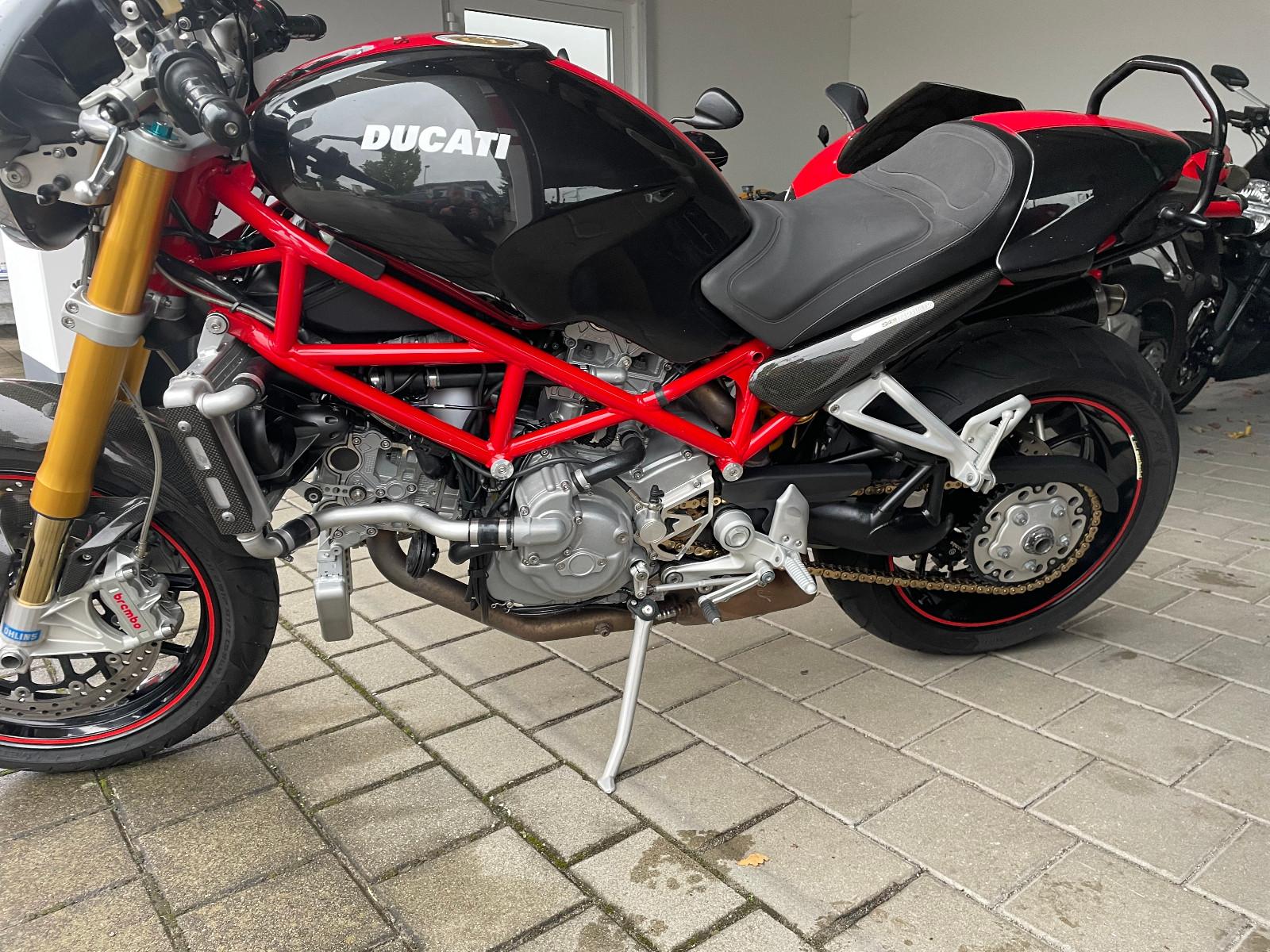 Ducati Monster S4R S