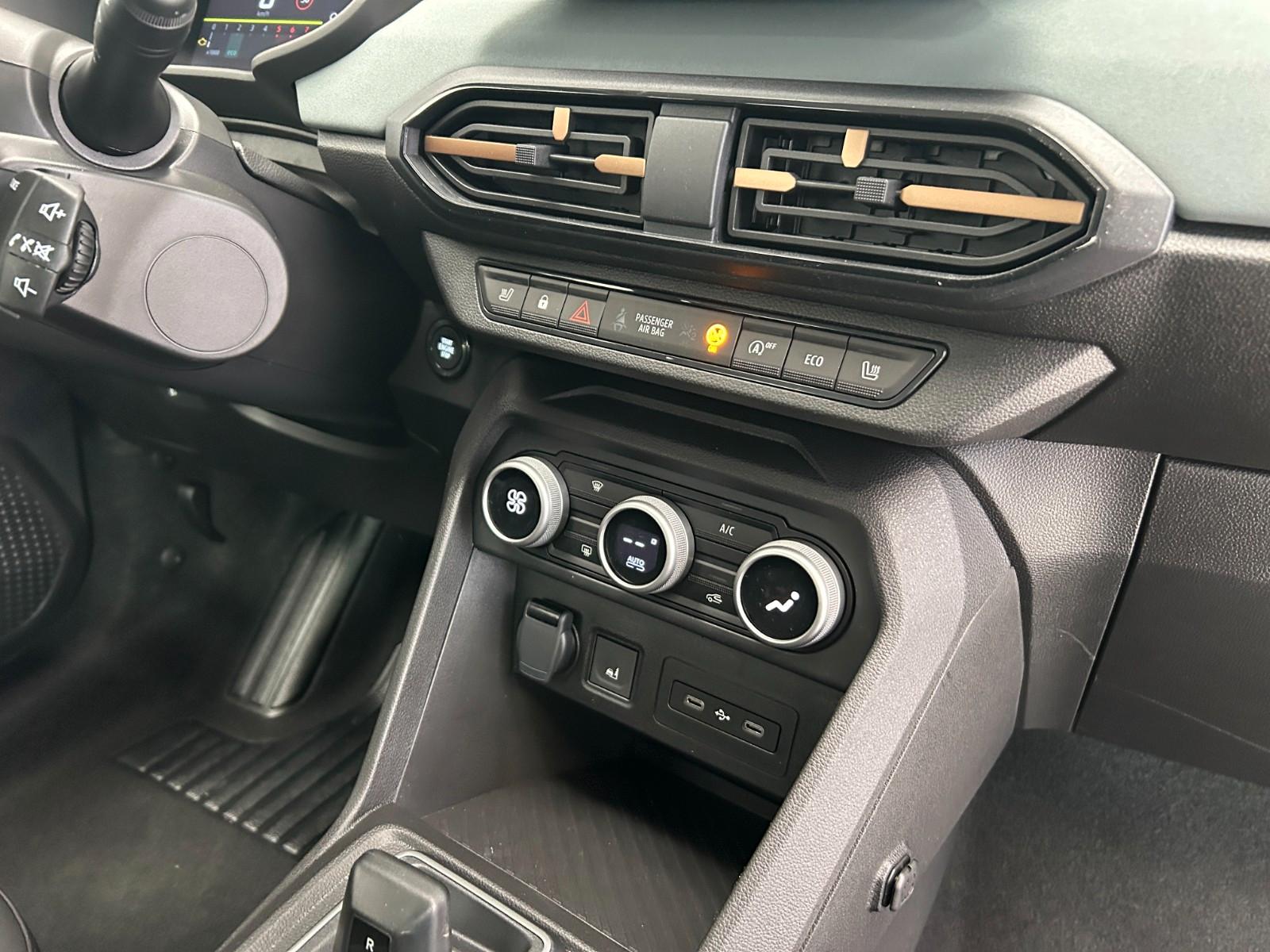 Dacia Sandero Stepway Extreme Hybrid 155 Winter Paket