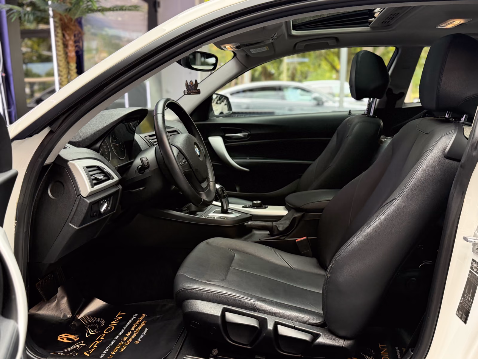BMW 118d Limo /Bi-Xenon/S-Dach/Vollleder/BT/PDC