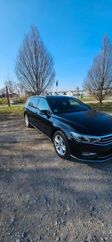 Volkswagen Passat Variant 2.0 TDI SCR 147kW DSG Eleganc... - Volkswagen Passat Variant in Solingen