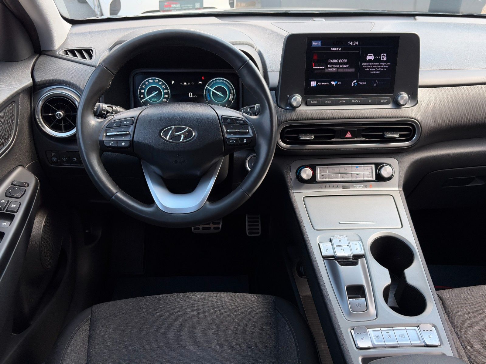 Fahrzeugabbildung Hyundai KONA E Select CarPlay Kamera LHZ SHZ ACC KZG