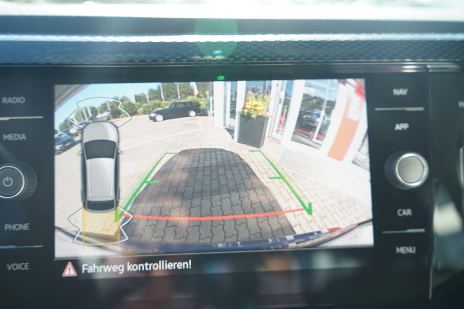 Volkswagen Taigo 1.0 TSI DSG LED AAC SHZ Kamera AppConnect
