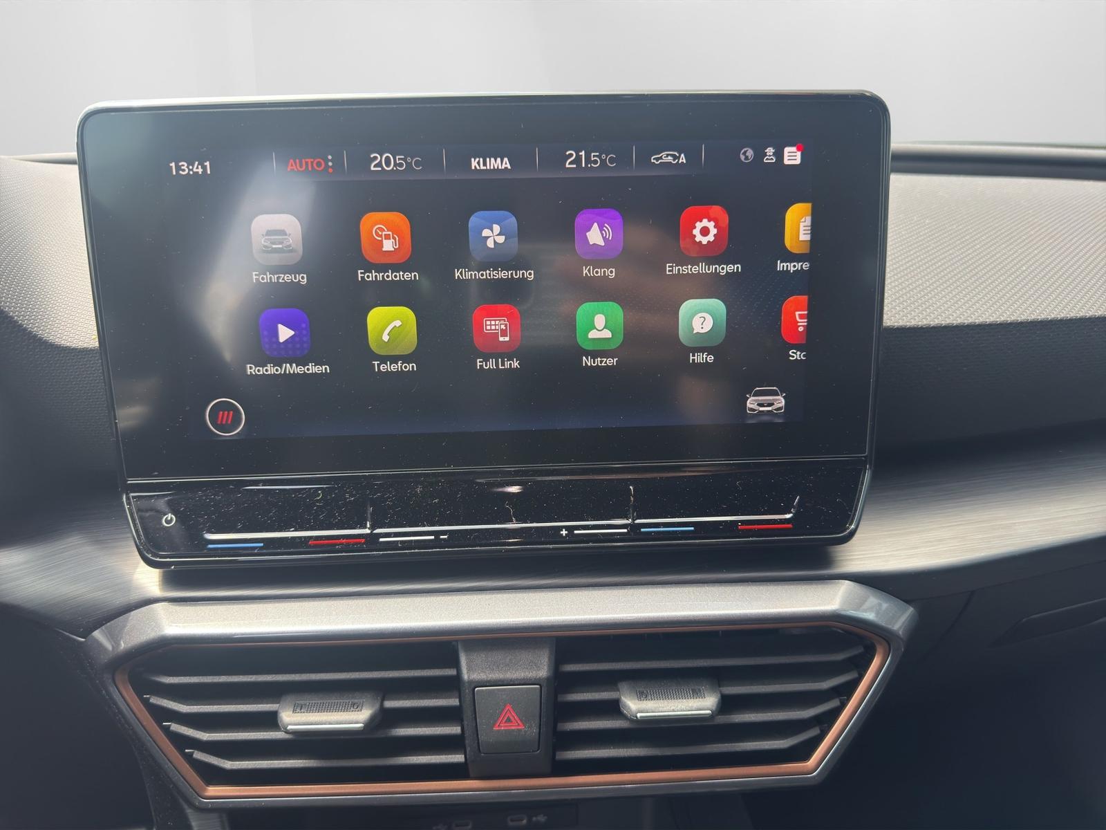 Cupra Leon SP 2.0 TSI DSG LED 18 GRA PDC KEYLESS VIRT.