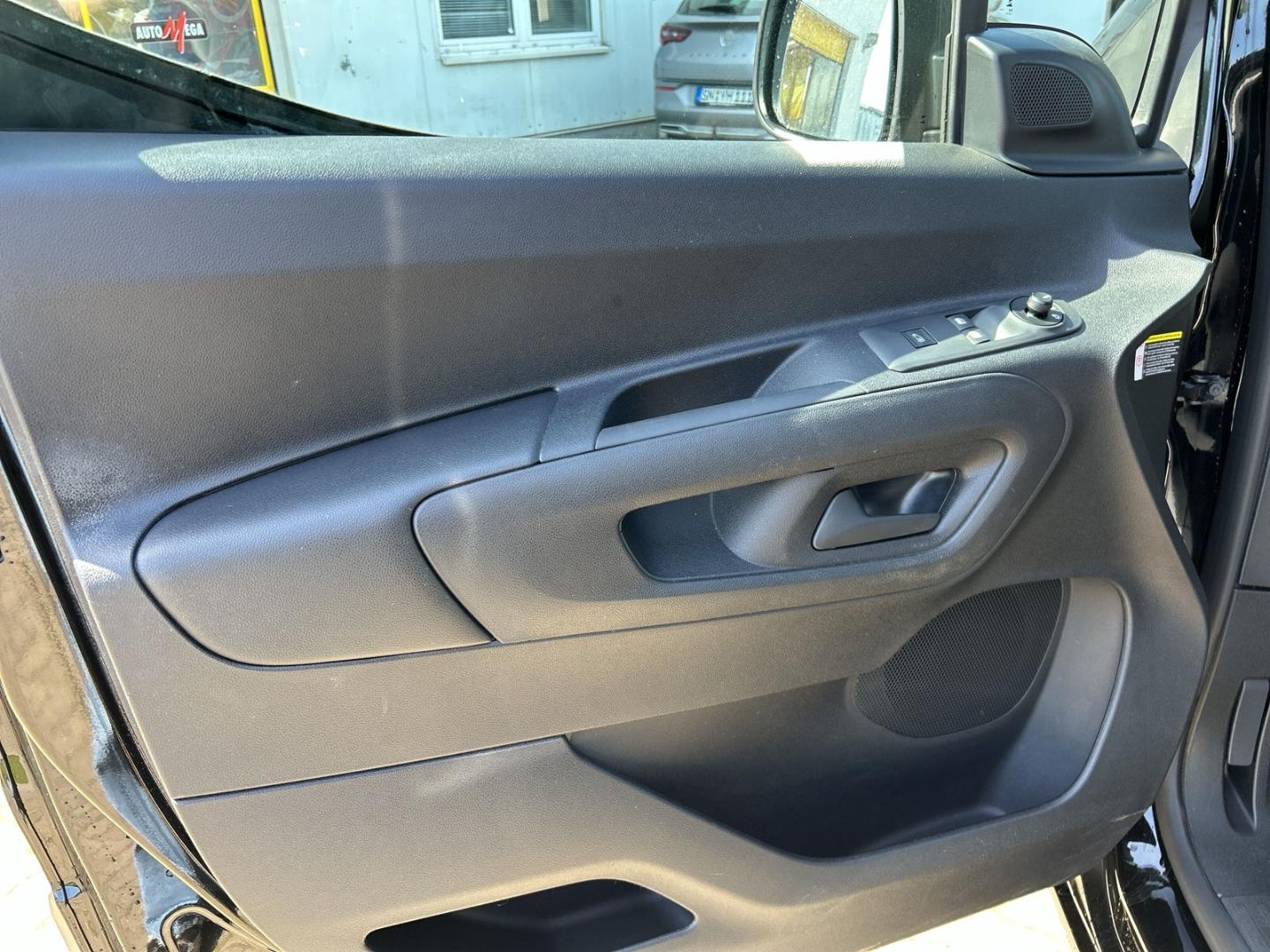 Citroën Berlingo Kasten L2H1 Automatik PDC Digitales Coc