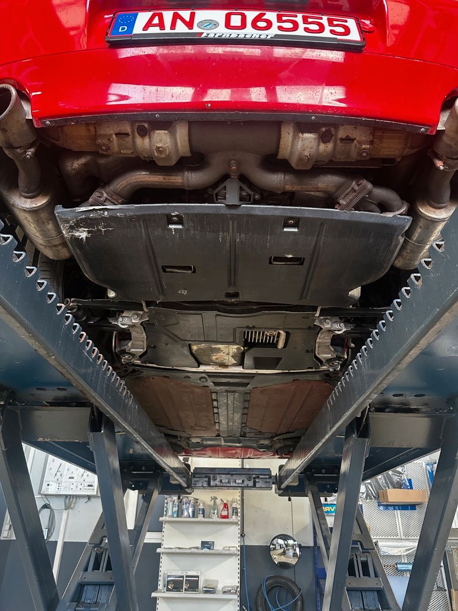 Fahrzeugabbildung Porsche Carrera 2