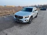 Mercedes-Benz GLB 220 d 4MATIC DCT -Massagesitze,Standheizung - graue Mercedes-Benz GLB 220