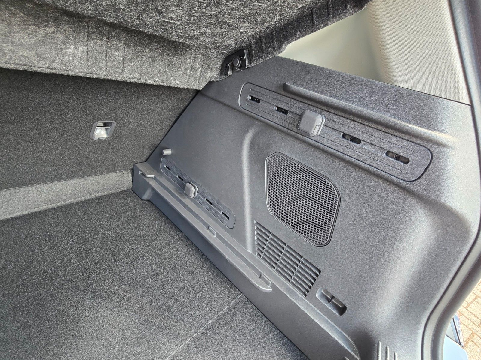Fahrzeugabbildung Kia SELTOS 1.6T 180 DCT VISION SOUNDNAV