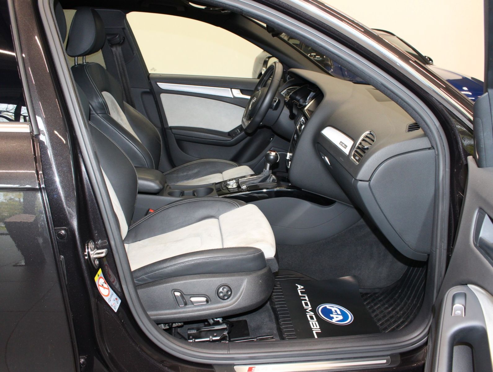 Fahrzeugabbildung Audi S4 3.0 TFSI quattro ABT 435 PS+Leder+Kamera+SHZ