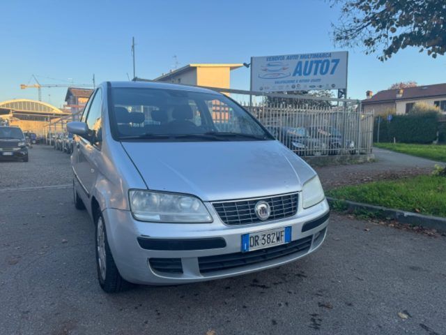 Fiat FIAT Idea 1.4 16V BlackMotion