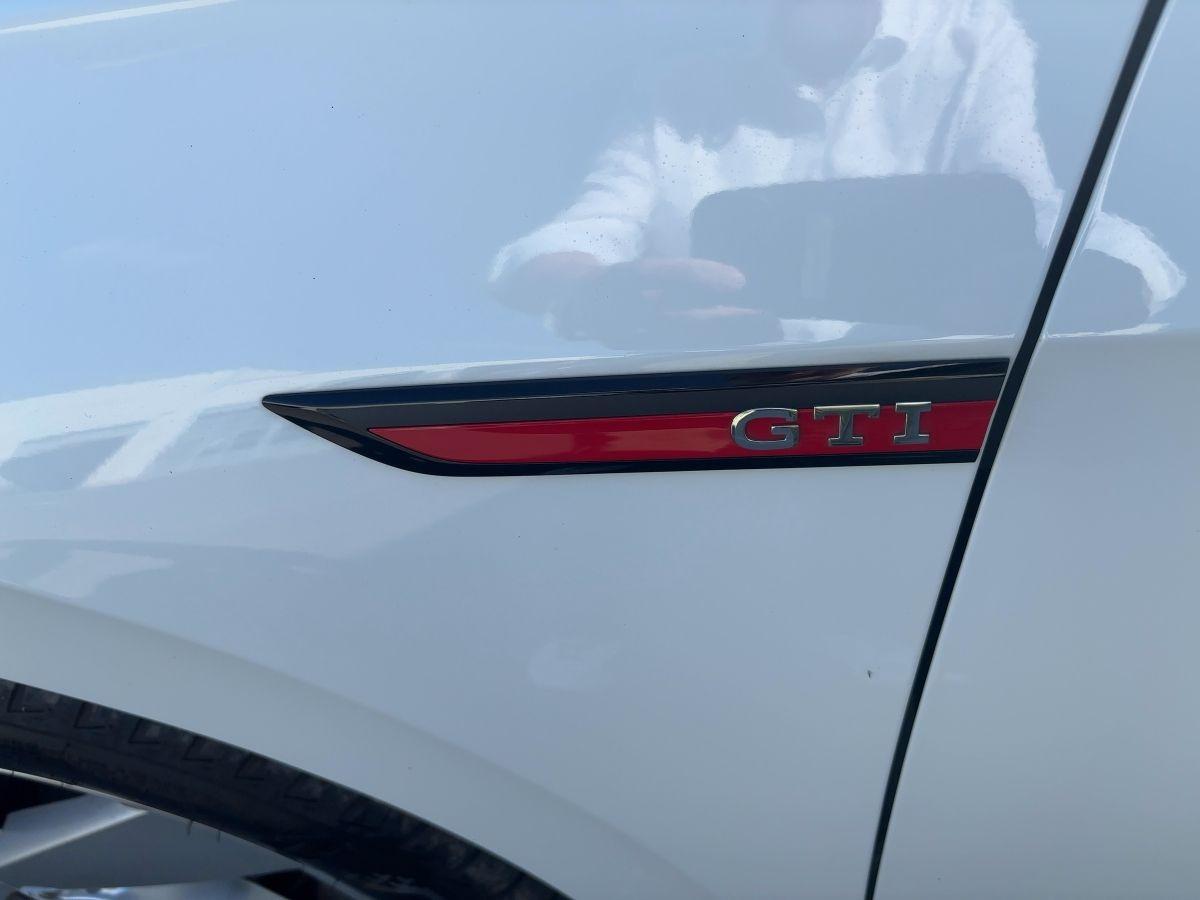 Volkswagen Golf VIII 2.0 TSI GTI App-Connect LED-Plus Telef, миниатюра 17