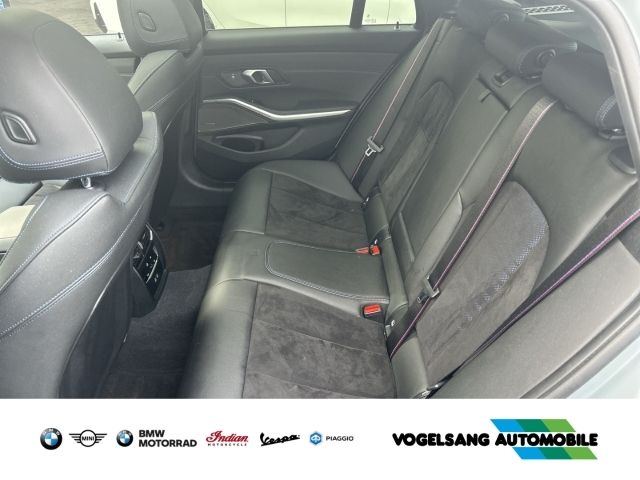Fahrzeugabbildung BMW M340i xDriveTouring,Panodach,SurroundView,H&KSou