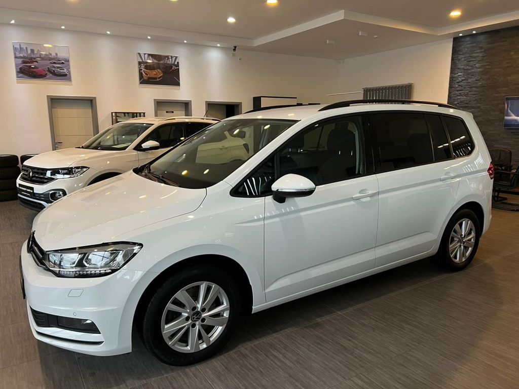 Image of Volkswagen Touran