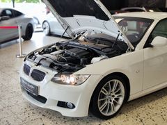 Fahrzeugabbildung BMW 335i Cabrio *M-SPORTPAKET* (NAVI-PRO/XEN/DEUTSCH